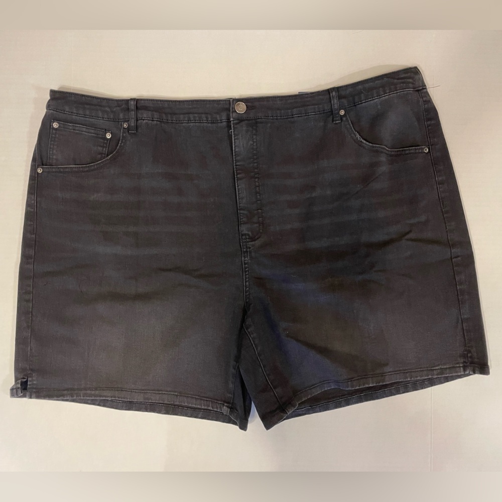 Terra & Sky black denim jean shorts size 4X NWT